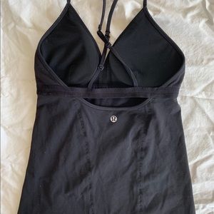 Lululemon tank